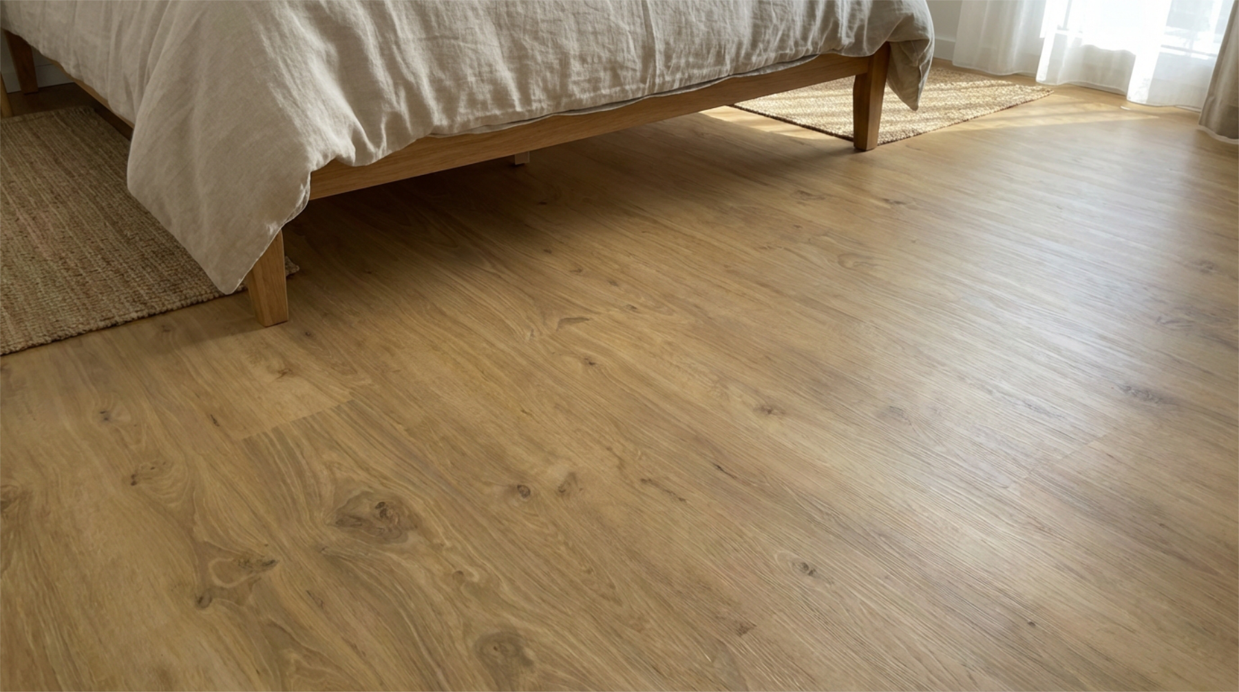 Klebe-Vinyl Eiche honig Caspar Profi-Qualität in naturnahem Holzdekor Klebe-Vinyl Eiche honig Caspar Profi-Qualität in naturnahem Holzdekor